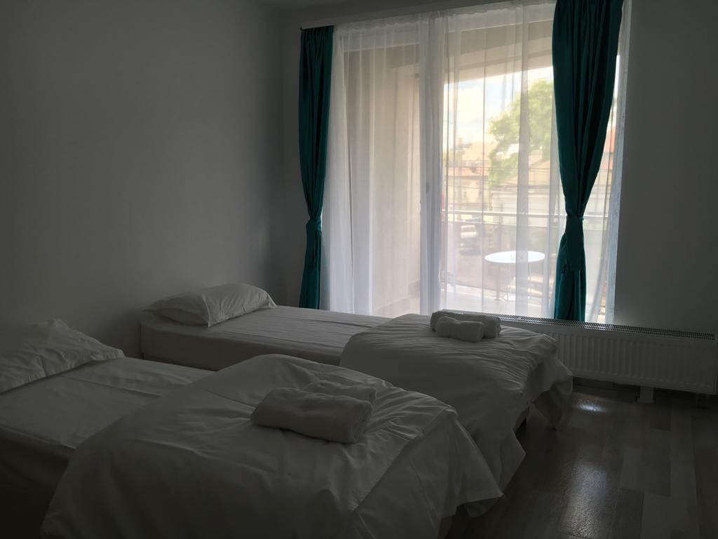 Nirvana Accommodation Bucarest Exterior foto