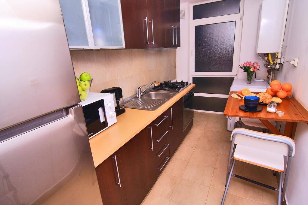 Nirvana Accommodation Bucarest Exterior foto
