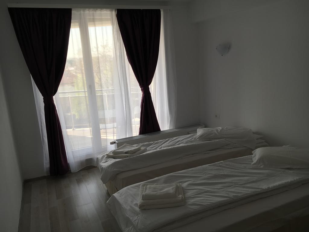 Nirvana Accommodation Bucarest Exterior foto