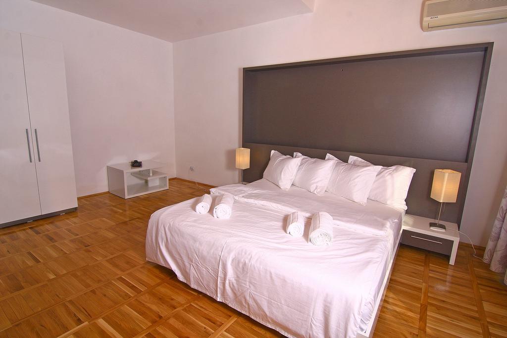 Nirvana Accommodation Bucarest Habitación foto