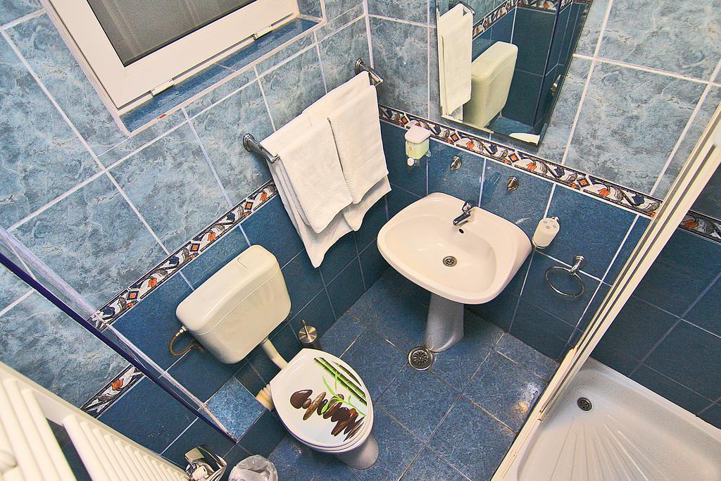 Nirvana Accommodation Bucarest Habitación foto
