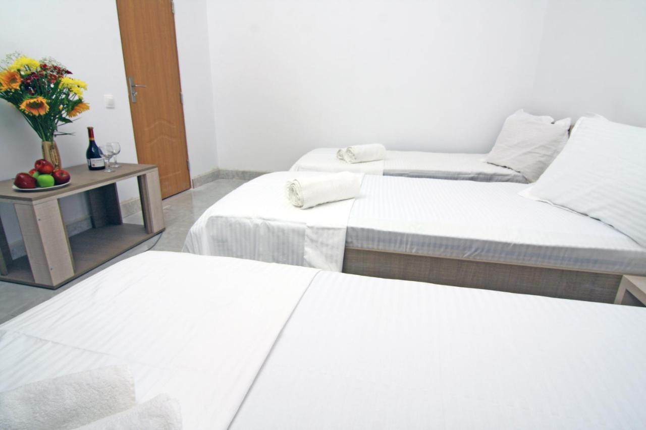 Nirvana Accommodation Bucarest Exterior foto