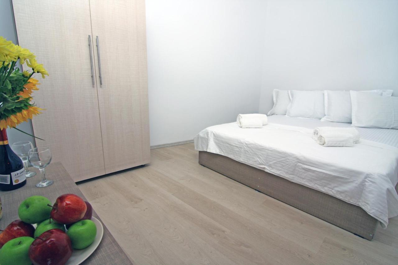 Nirvana Accommodation Bucarest Exterior foto
